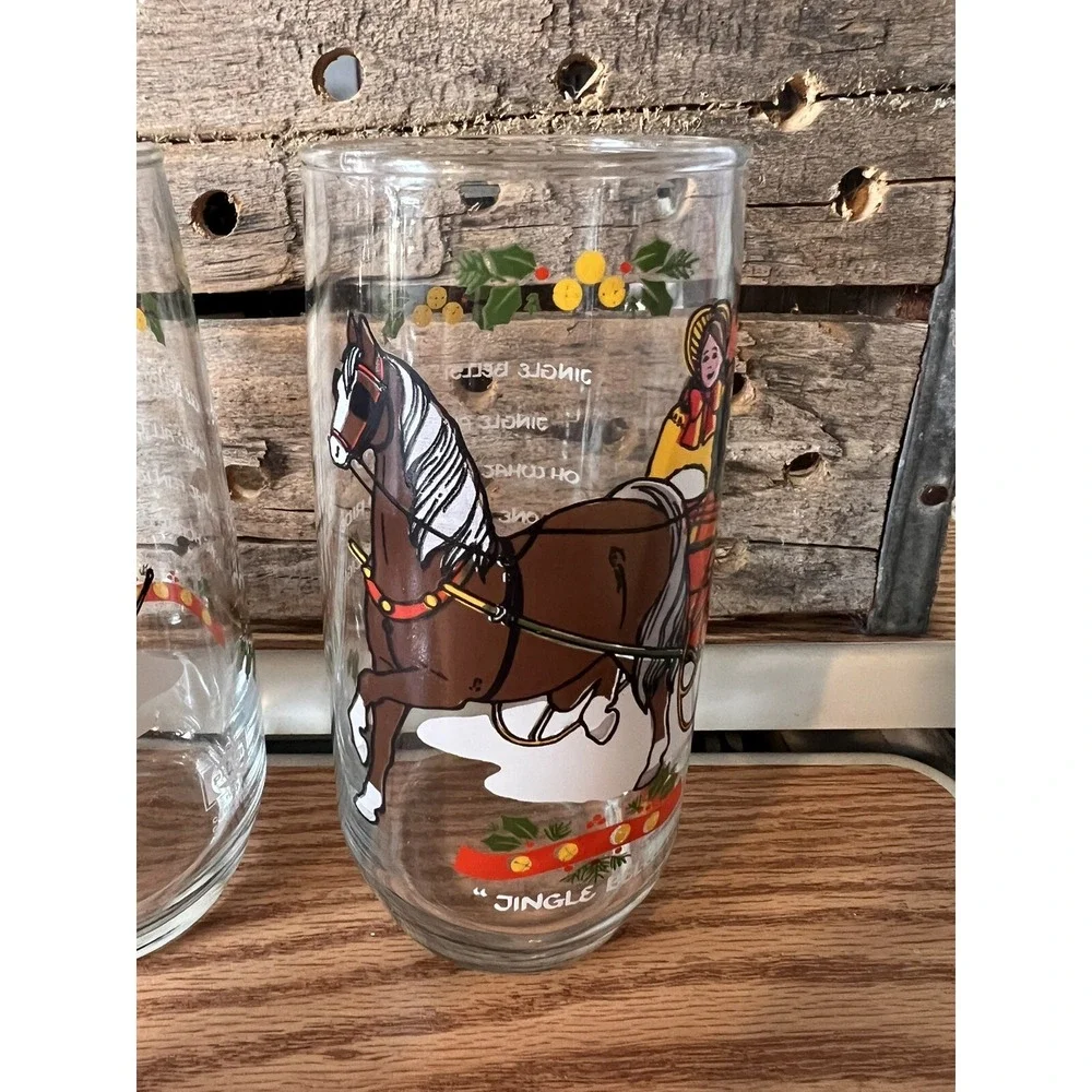 1984 PEPSI CHRISTMAS COLLECTION Lot OF4 GLASSES Vintage Holiday Glassware